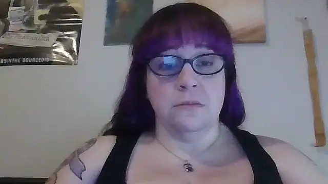 GothyBaby online show from November 2025 09:37:02 PM