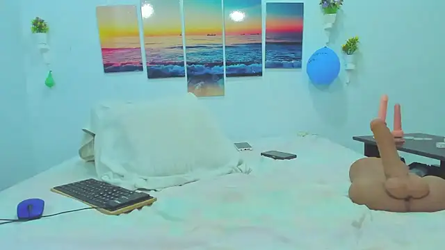 Marco johnsonn online show from April 2026 07:07:01 PM