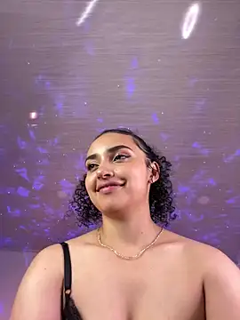 Lucy Marin online show from February 2025 06:33:01 PM