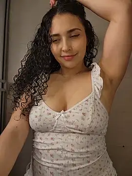 Lucy Marin online show from October 2025 02:36:02 PM