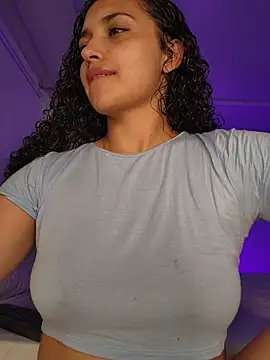 Lucy Marin online show from November 2025 10:46:02 PM