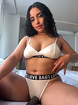 Lucy Marin online show from September 2025 04:05:01 PM