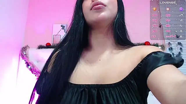 Snapshot of little_brianna_ chatting on December 2024 04:08:02 PM little brianna online show from December 2024 04:08:02 PM