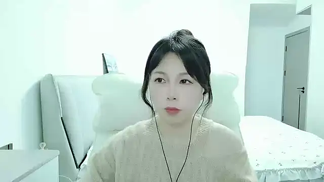 Snapshot of Sunset_glow chatting on October 2025 10:58:02 AM Sunset glow online show from October 2025 10:58:02 AM