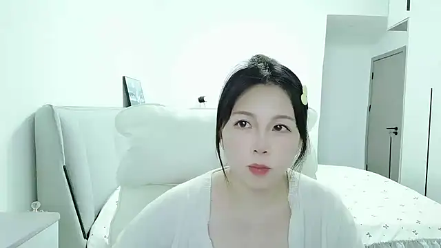 Snapshot of Sunset_glow chatting on October 2025 08:37:01 AM Sunset glow online show from October 2025 08:37:01 AM