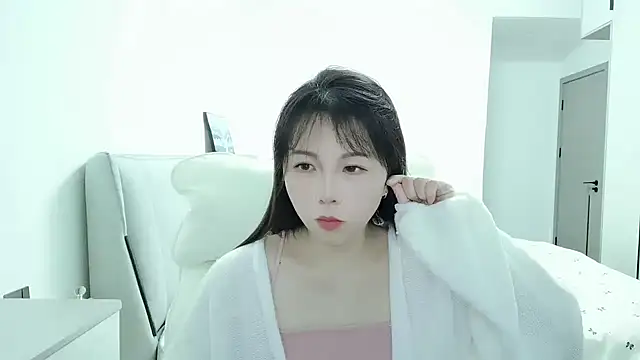 Snapshot of Sunset_glow chatting on November 2025 02:33:01 PM Sunset glow online show from November 2025 02:33:01 PM