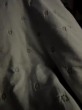 petuletra online show from September 2025 08:09:01 PM