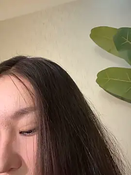 Snapshot of sphynx-_- chatting on September 2025 01:43:01 PM sphynx- - online show from September 2025 01:43:01 PM