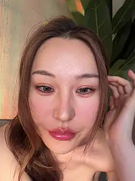 Snapshot of sphynx-_- chatting on November 2025 04:11:02 PM sphynx- - online show from November 2025 04:11:02 PM