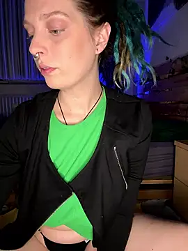 MenaDreadfull online show from January 2026 04:13:01 PM