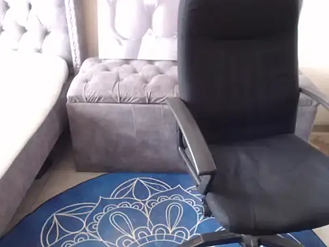 ebonybbwcouples online show from October 2025 06:34:01 AM