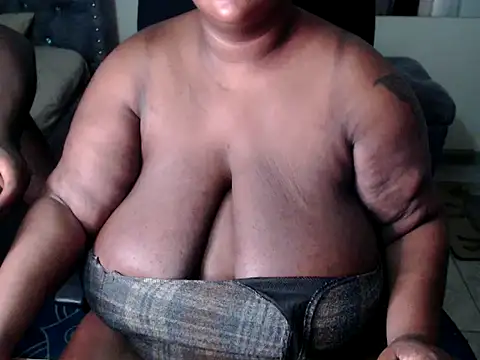 ebonybbwcouples online show from November 2025 11:38:02 PM