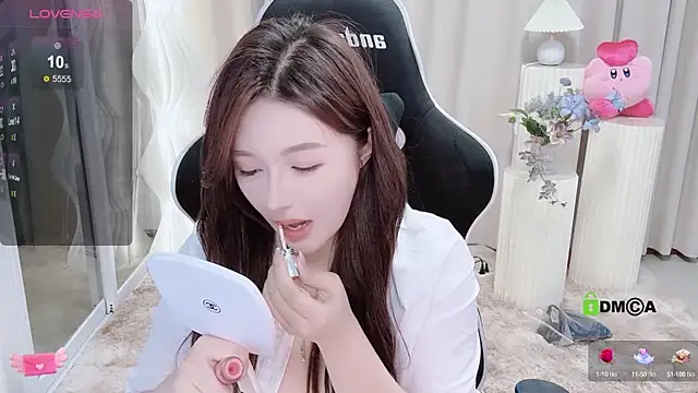 Snapshot of Happy_Kitty chatting on January 2025 02:50:01 PM Happy Kitty online show from January 2025 02:50:01 PM