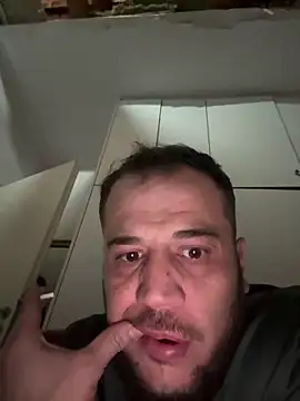 1Aleks13 online show from November 2025 11:05:01 PM