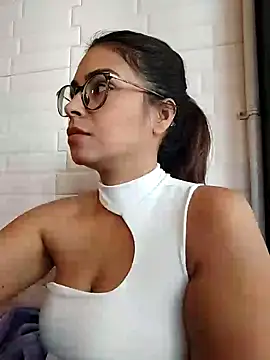 Snapshot of Ivanna2 chatting on January 2025 06:56:02 PM Ivanna2 online show from January 2025 06:56:02 PM