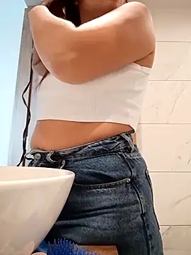 Ivanna2 online show from December 2025 04:38:01 PM