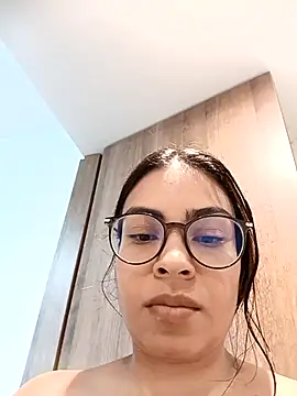 Ivanna2 online show from April 2026 12:06:01 PM