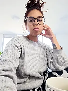 Snapshot of Ivanna2 chatting on October 2025 01:22:02 PM Ivanna2 online show from October 2025 01:22:02 PM