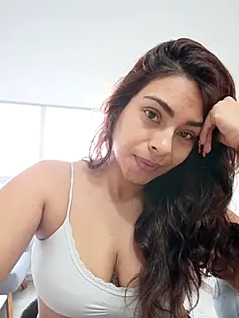 Ivanna2 online show from December 2025 01:54:02 PM