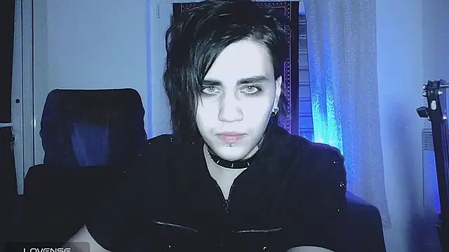 sademobeer online show from December 2025 12:28:02 AM