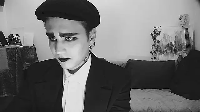 sademobeer online show from September 2025 02:29:02 AM