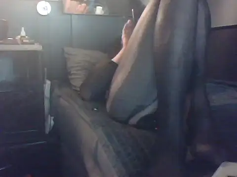 slutviki online show from February 2026 06:07:01 PM