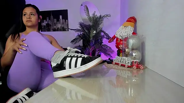 Amaia Bushida online show from December 2025 02:12:02 AM