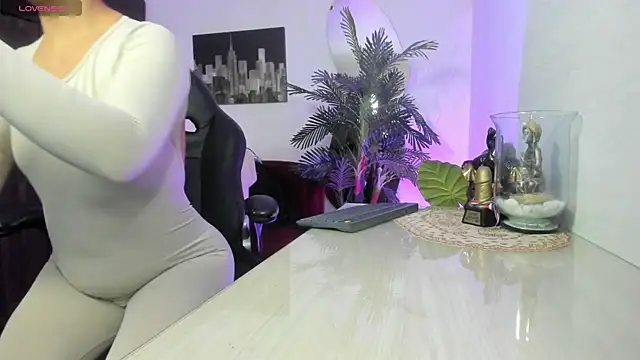 Amaia Bushida online show from February 2026 02:09:02 AM