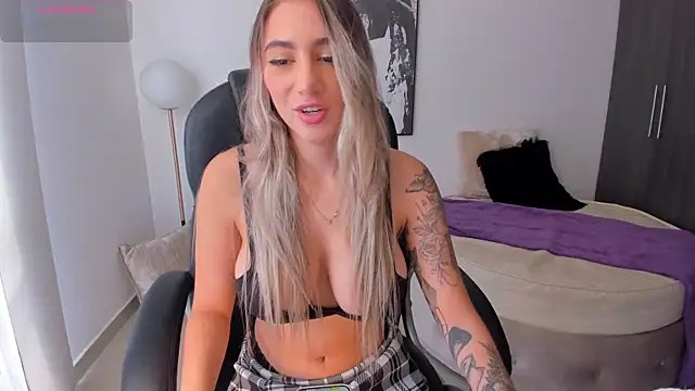 StacyConner online show from February 2025 06:40:01 PM