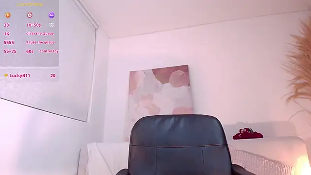 VictoriaLeia online show from July 2026 03:23:01 AM
