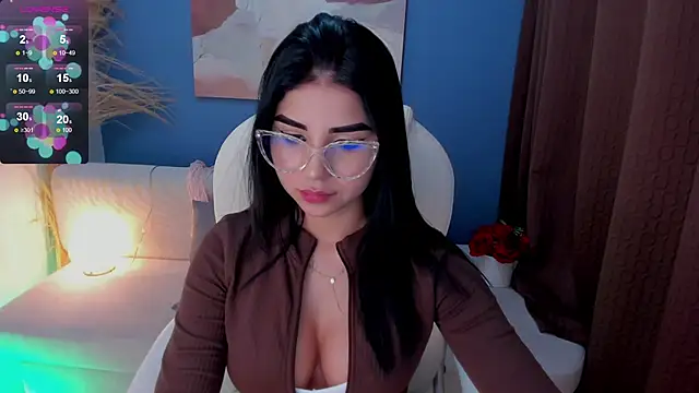 Snapshot of VictoriaLeia chatting on March 2025 01:54:01 AM VictoriaLeia online show from March 2025 01:54:01 AM