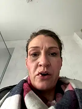 CherrysWetCam online show from December 2025 01:57:01 PM