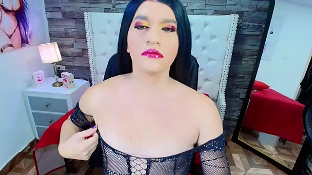 TRINY TS online show from April 2026 05:19:02 PM