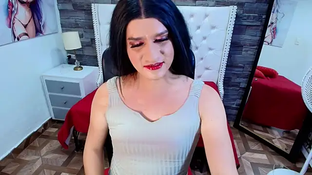 TRINY TS online show from October 2025 04:00:01 AM