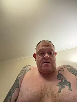 Dannyboy1430 online show from January 2026 10:15:01 PM