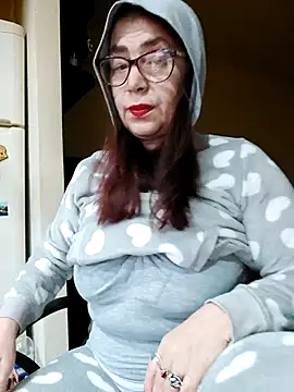 Snapshot of Love_Tina56 chatting on October 2025 05:41:01 AM Love Tina56 online show from October 2025 05:41:01 AM