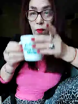 Snapshot of Love_Tina56 chatting on October 2025 05:41:02 AM Love Tina56 online show from October 2025 05:41:02 AM