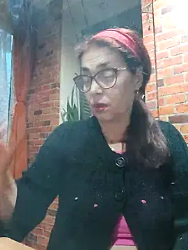Snapshot of Love_Tina56 chatting on October 2025 04:33:01 AM Love Tina56 online show from October 2025 04:33:01 AM