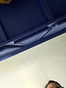 Nikkierosee online show from October 2025 03:45:02 PM