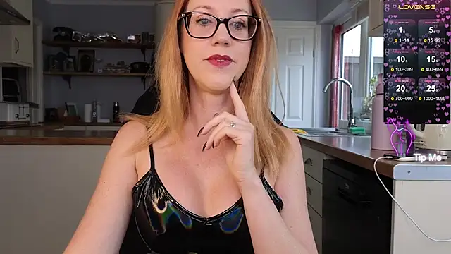 stripmequick online show from October 2025 09:56:01 AM