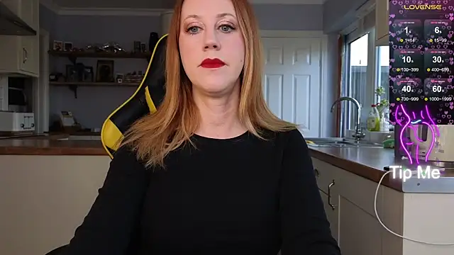 stripmequick online show from February 2025 02:16:01 PM
