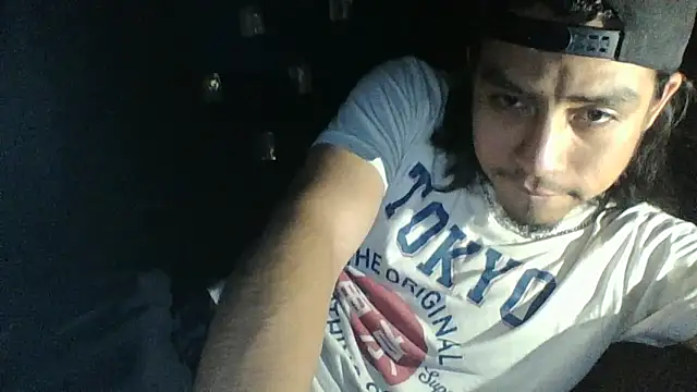 AlexAlejandro13 online show from March 2026 07:30:01 AM