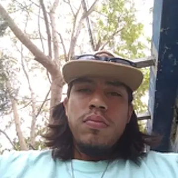 AlexAlejandro13 online show from April 2026 10:16:02 PM