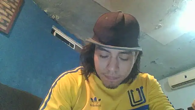 AlexAlejandro13 online show from March 2026 09:31:02 AM