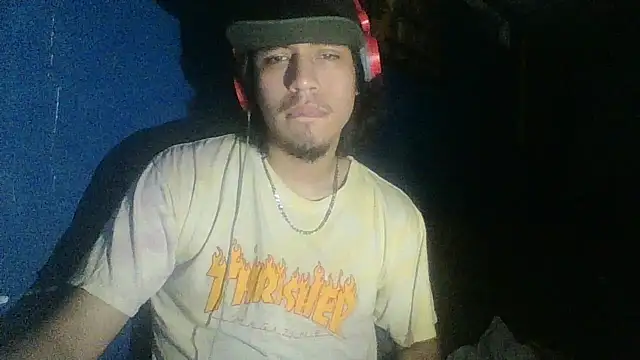AlexAlejandro13 online show from October 2025 07:54:02 AM