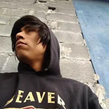 AlexAlejandro13 online show from February 2026 03:23:01 PM