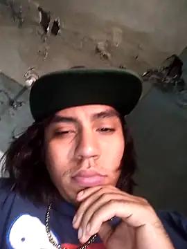 AlexAlejandro13 online show from March 2026 10:17:01 PM