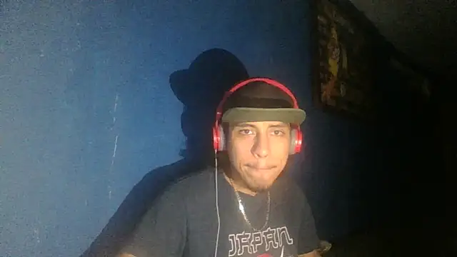 AlexAlejandro13 online show from October 2025 07:09:02 AM