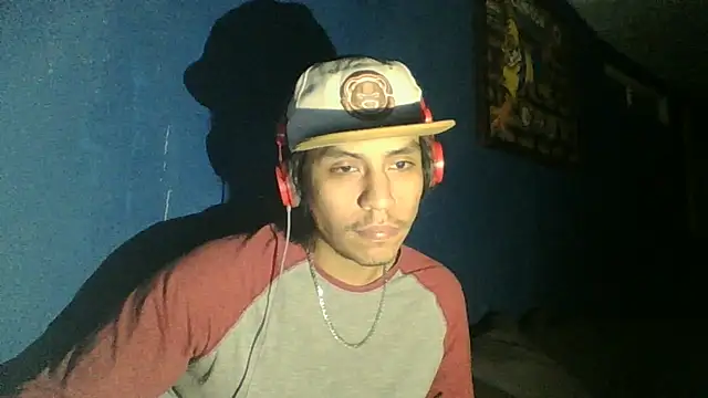 AlexAlejandro13 online show from September 2025 09:08:01 AM
