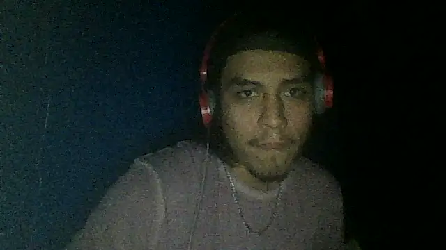 AlexAlejandro13 online show from October 2025 07:10:02 AM